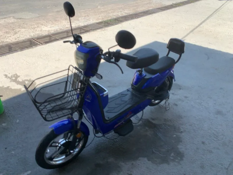 Skuter armada motrs 2