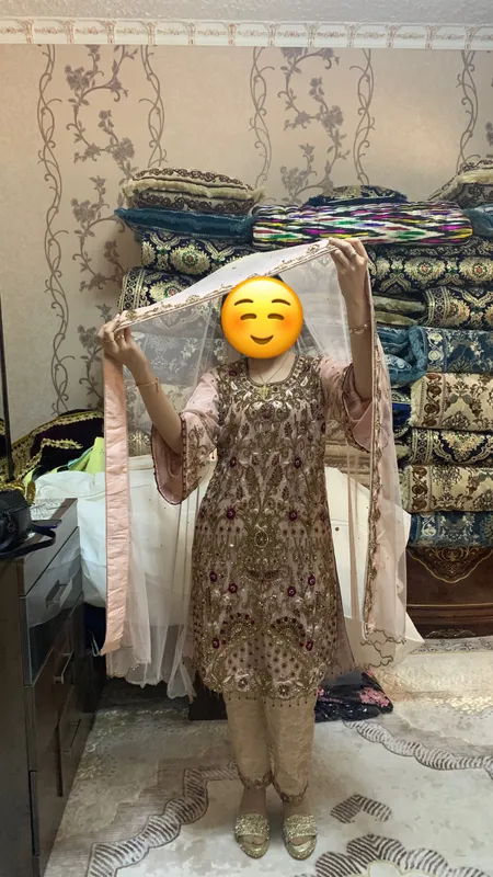 Kelin liboslari 1 marta salomga kiyilgan — фото 1