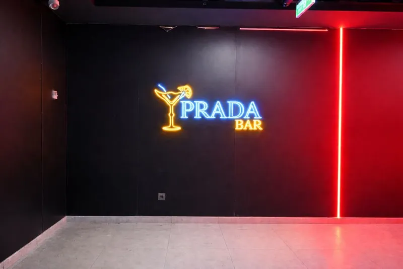 Баннер буква реклама — фото 6