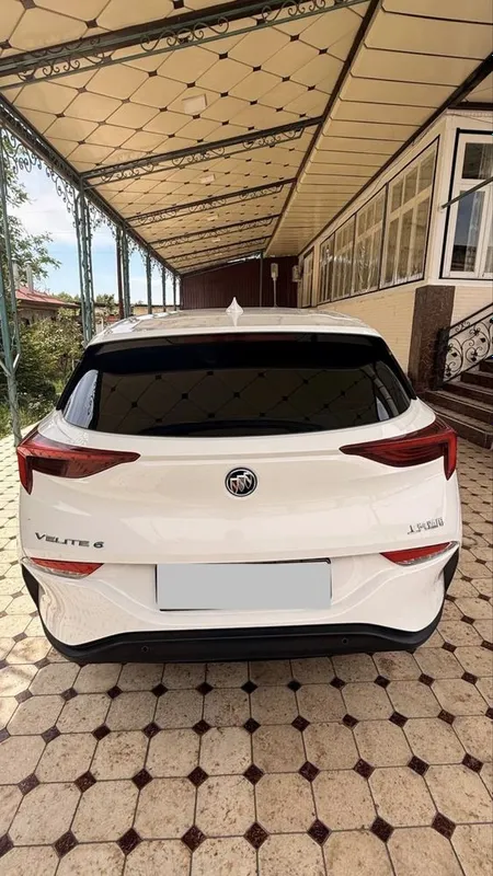 Buick velite 6 Fashion Plus — фото 1
