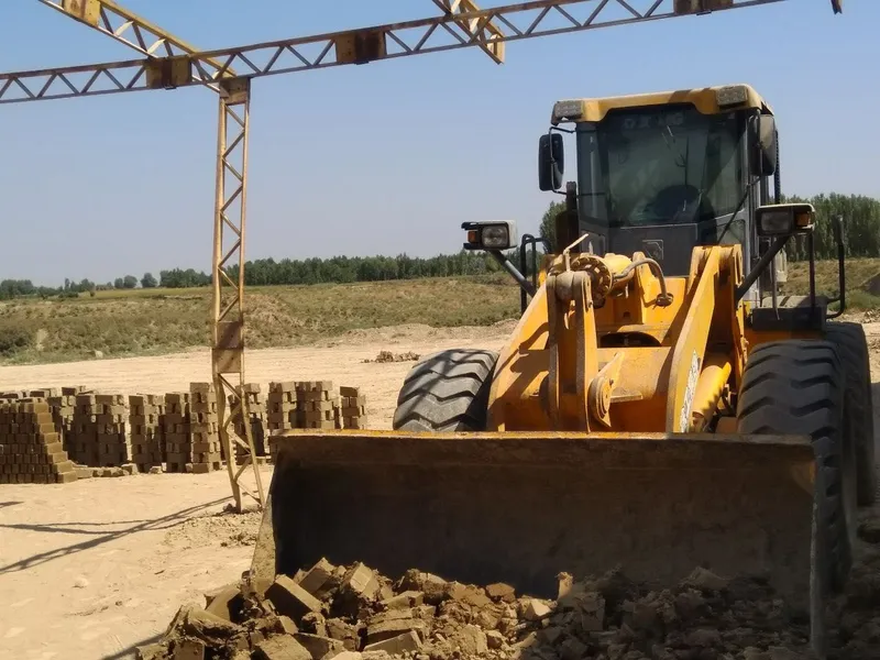 Pagruzchik 3 kubali sotiladi 2 Pagruzchik 3 kubali sotiladi 2