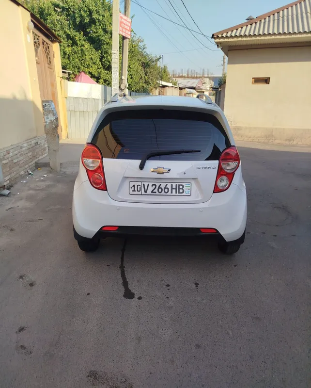 Chevrolet spark 2022 6