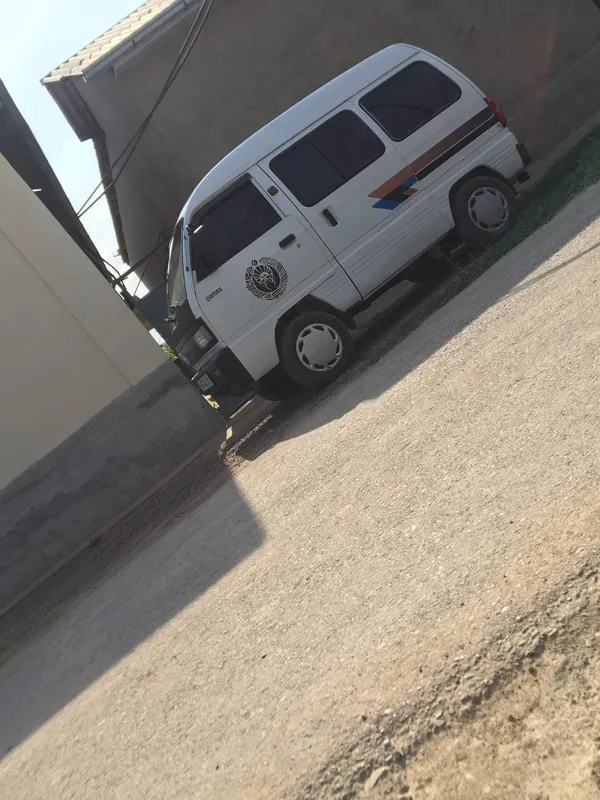 Sotiladi 1996 yili 1700$