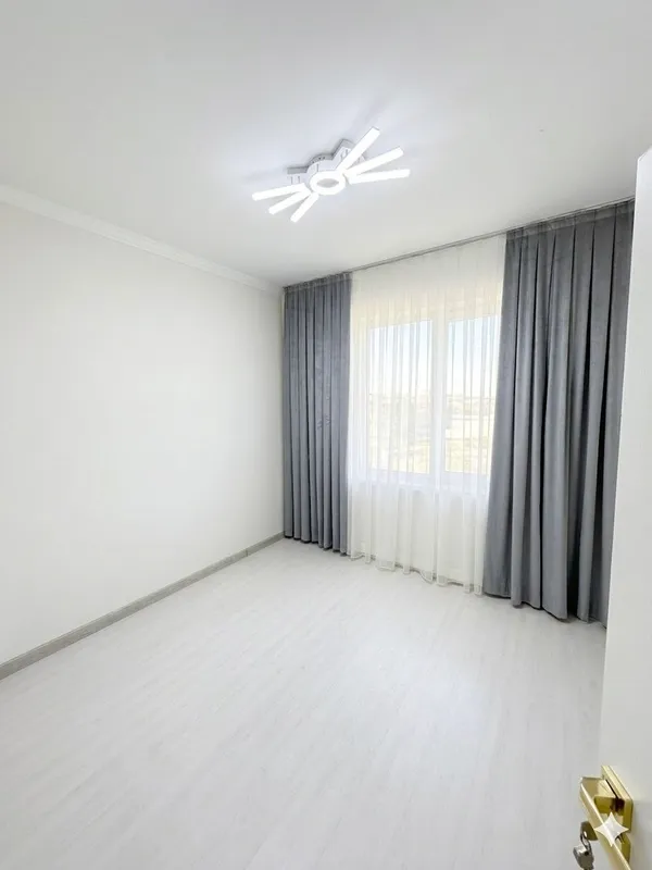 3-комнатная квартира, 93 м², 4/4 этаж (вторичное жильё) — фото 3