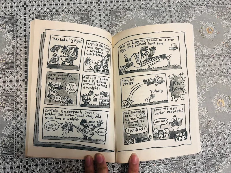 A2 Captain Underpants (книга на английском языке) 3 A2 Captain Underpants (книга на английском языке) 3