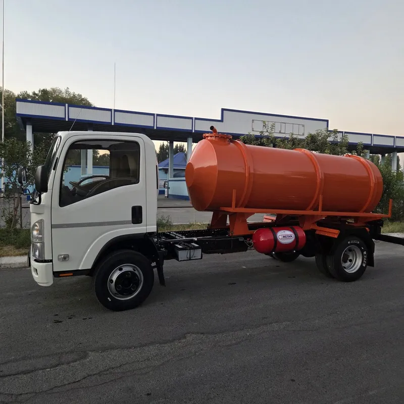 Isuzu assenizator gavnovoz sotiladi 3 Isuzu assenizator gavnovoz sotiladi 3