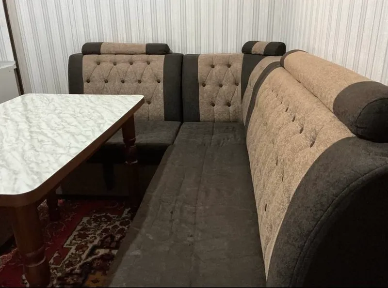 Divan 3