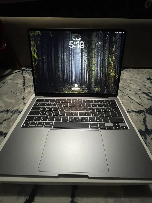 Macbook Air M3, 16/256gb