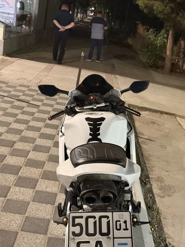 Продам Honda CBR 600 rr 2006 года — фото 4