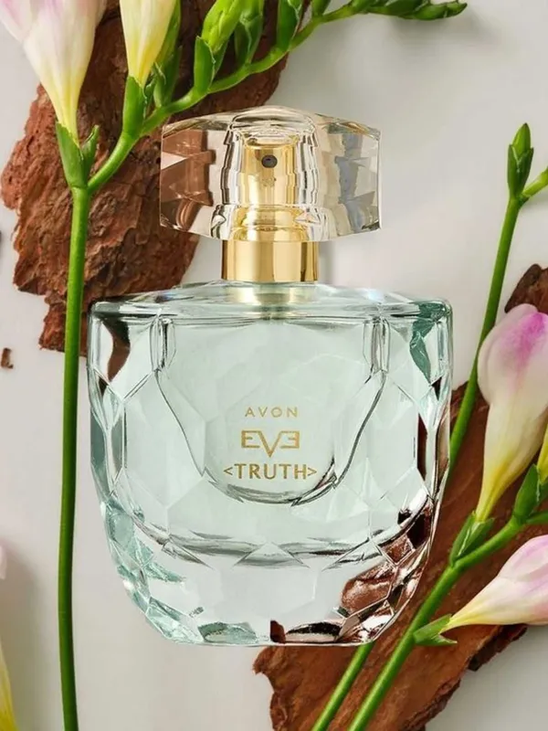 Ayollar uchun parfyumlangan suv, EVE TRUTH atiri, Eau De Parfum, 50 ml — фото 1 Ayollar uchun parfyumlangan suv, EVE TRUTH atiri, Eau De Parfum, 50 ml — фото 1
