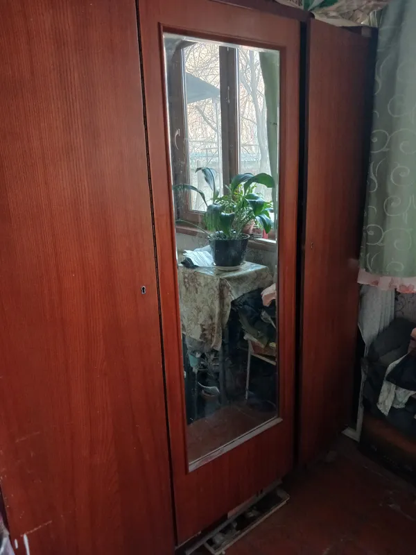 шифоньер