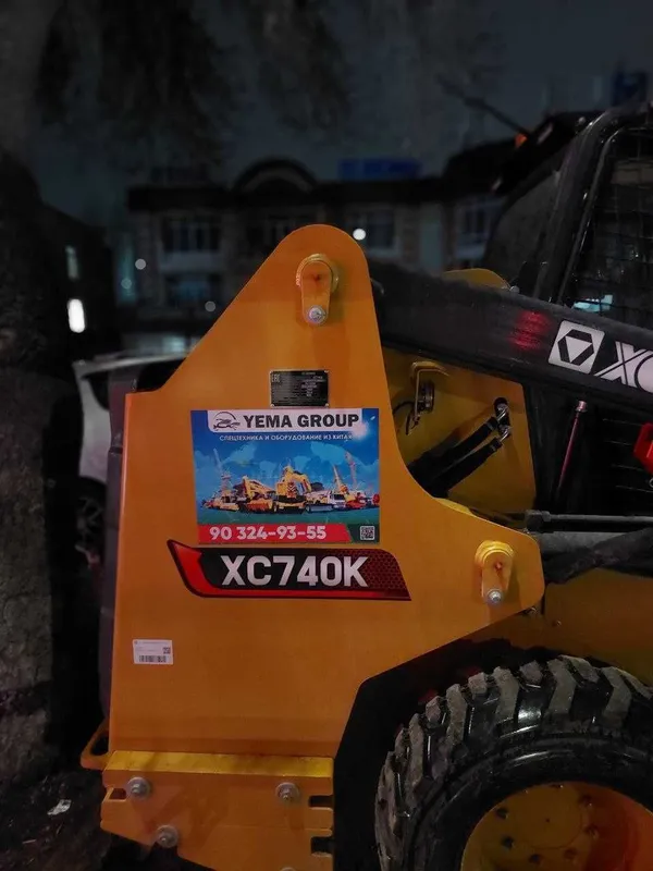 Мини-погрузчик XCMG XC740K — 0,45 куба на складе — фото 2 Мини-погрузчик XCMG XC740K — 0,45 куба на складе — фото 2