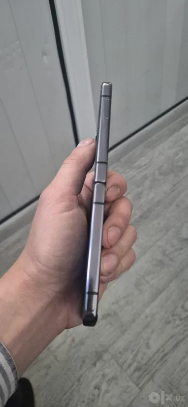 Samsung Z Flip 4 256 ГБ 5 Samsung Z Flip 4 256 ГБ 5