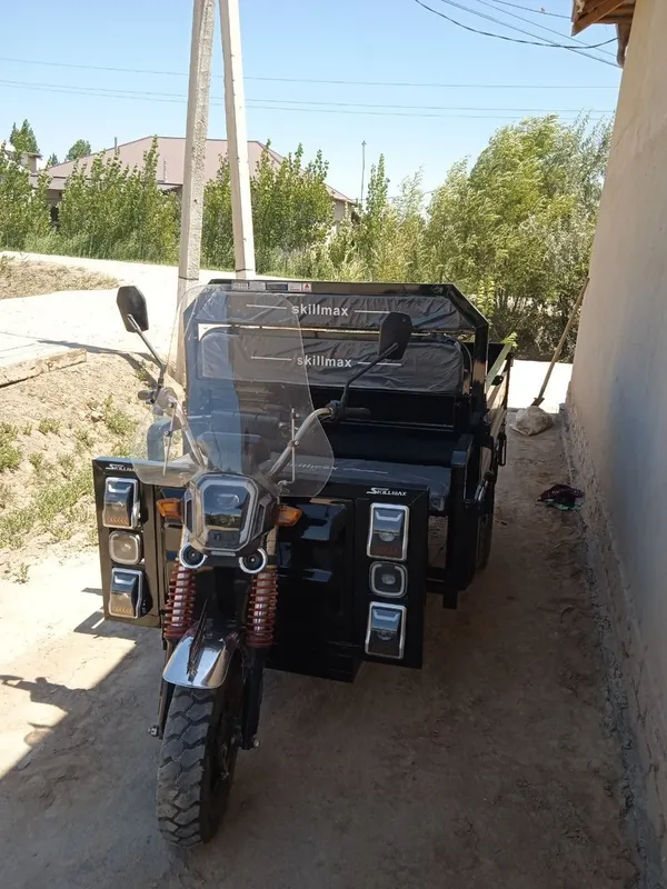 Armada motors . 2 Armada motors . 2