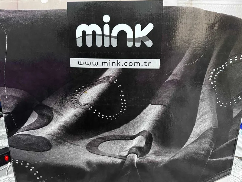 Одеяло mink коробка бор