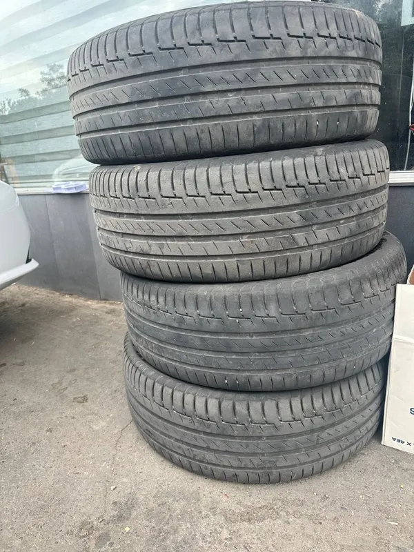 235/55/19 Continental BU balon 1