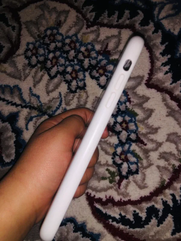 Iphone 11 pro max 4 Iphone 11 pro max 4