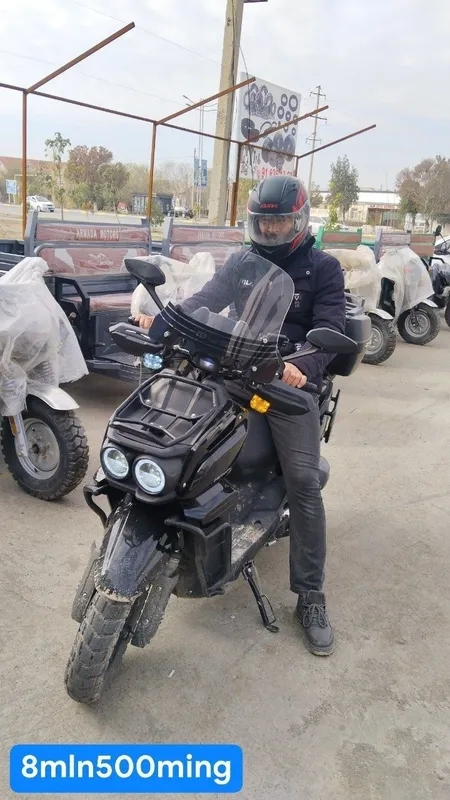 Skuter tank benzinlik.