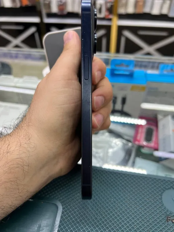 Iphone 15 Pro Max — фото 4