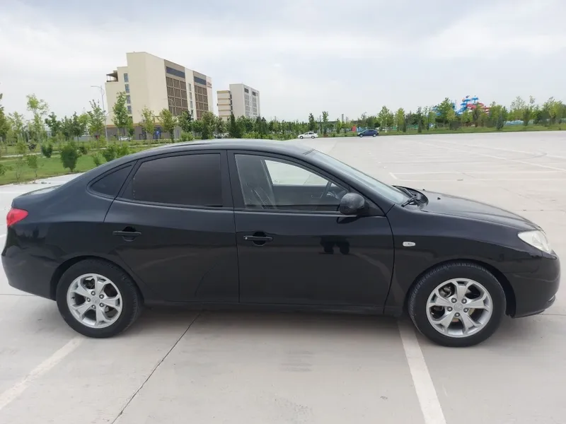 Hyundai avante 2008 года продаётя идеальная машина.Выкуп 3000$ — фото 2