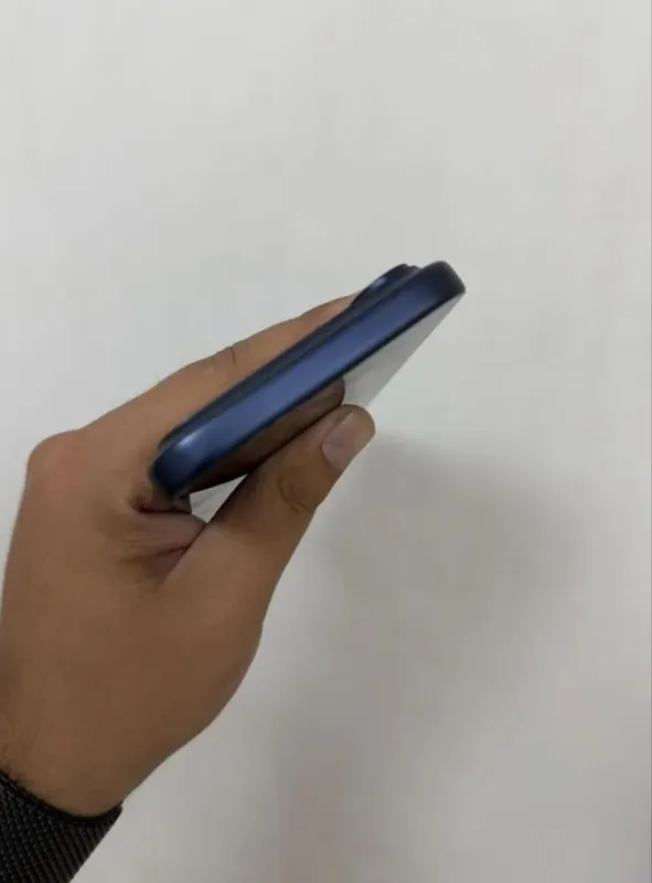 Iphone 17 pro max sim~esim 2 Iphone 17 pro max sim~esim 2
