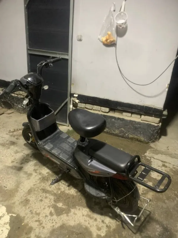 Elektro skuter 660 km prabeg 1 Elektro skuter 660 km prabeg 1