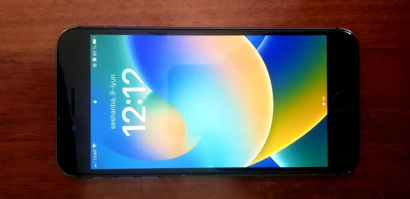 Iphone 8 plus 64gb Iphone 8 plus 64gb