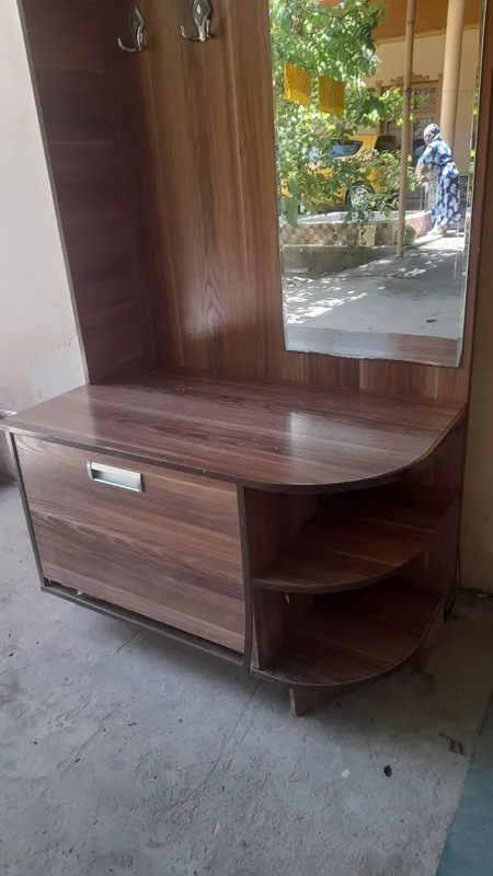 Shkaf prixojniy 250 ming 2
