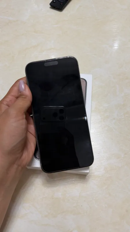 İPhone 15 Pro Max 256 GB — фото 1