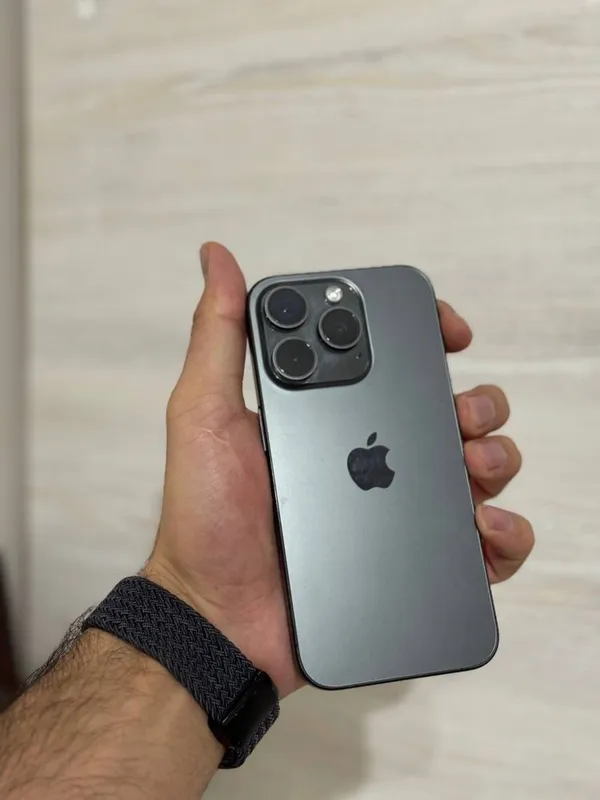 Iphone 15 Pro 256 GB Srochna