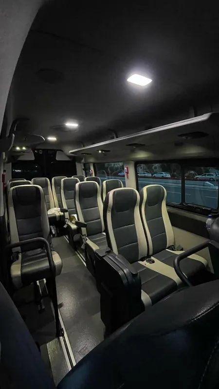 VIP TAXI Транспортные услугии — фото 2