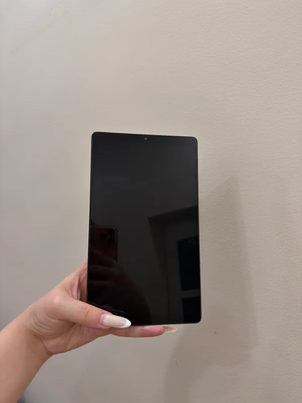 Samsung Galaxy Tab A7 Lite plansheti sotiladi 1 Samsung Galaxy Tab A7 Lite plansheti sotiladi 1