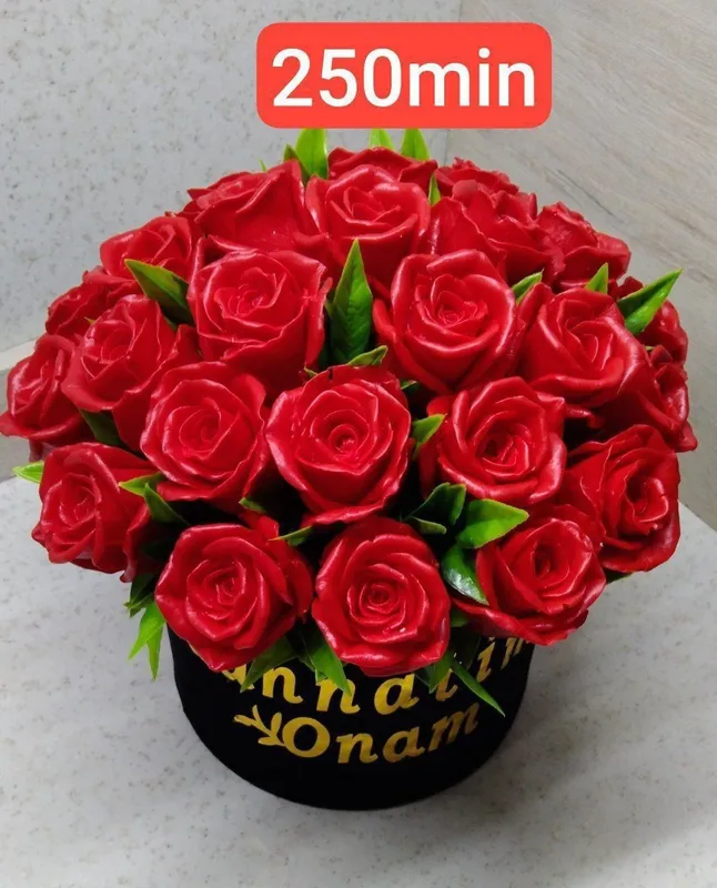 Sovunli Gullar qoʻl mehnati tugʻlgan kun va bayramlar uchun Sovunli Gullar qoʻl mehnati tugʻlgan kun va bayramlar uchun