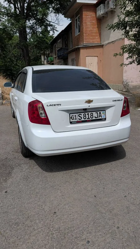 Lacetti 1.8 motor 2011 4 Lacetti 1.8 motor 2011 4