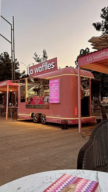 FoodTruck La Waffles 2 FoodTruck La Waffles 2