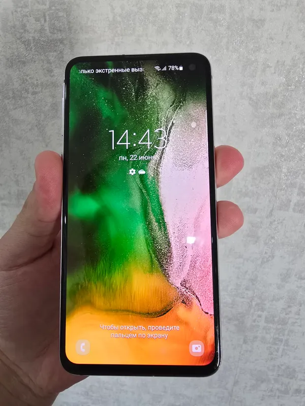 Samsung Galaxy S10e — фото 7