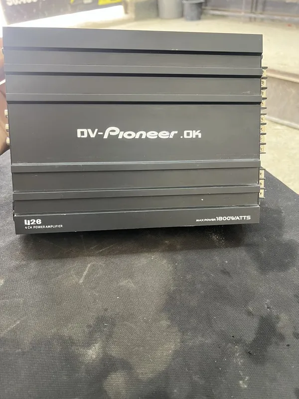 Pioneer 1800 watts