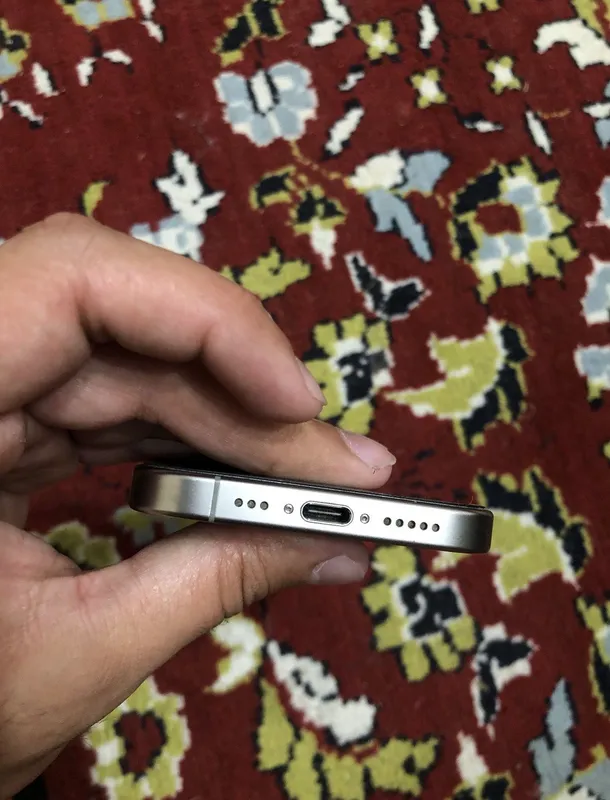 Iphone 15 pro 256GB 2