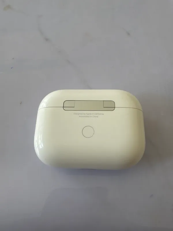 AirPods Pro 1 quloqchinlari 1 AirPods Pro 1 quloqchinlari 1