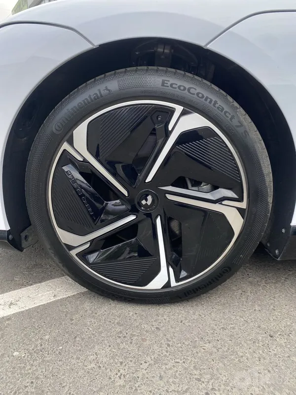 Geely jiyue 07 с гарантии 3 Geely jiyue 07 с гарантии 3