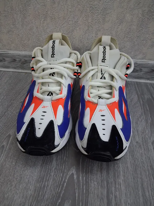 продаю красовки корейские бренд:"Reebok" 1 продаю красовки корейские бренд:"Reebok" 1