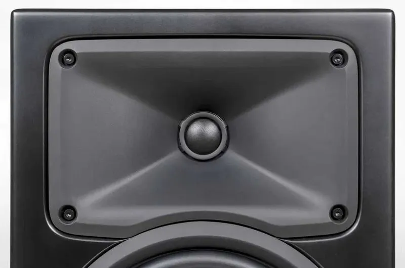 AYRA PRO 8 studiya monitorlari 2