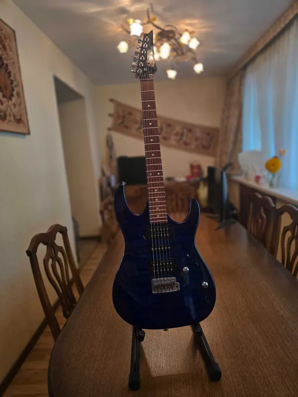GRX70QA ibanez blue 1 GRX70QA ibanez blue 1