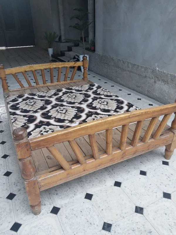 Продаю топчан и скамейку 4 Продаю топчан и скамейку 4