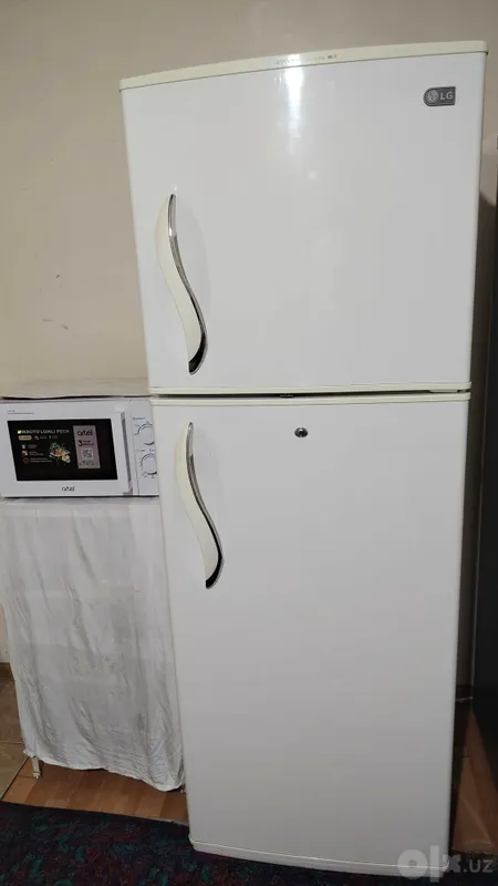 Холодильник LG 1 Холодильник LG 1