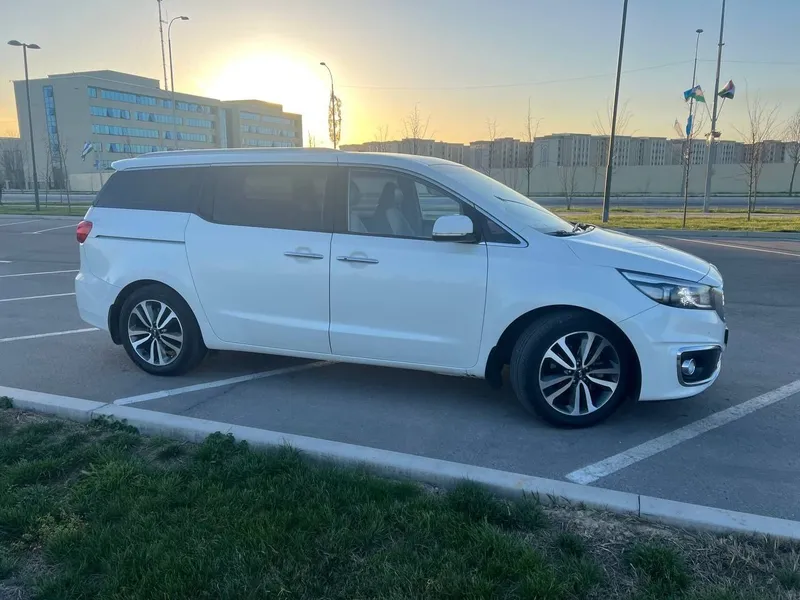 Услуга перевозки трансфер минивэн Kia Carnival Киа Карнивал такси — фото 2