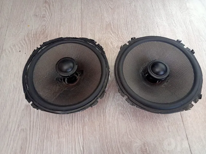 Продам PIONEER TS-D1702R в хорошем состоянии. 1 Продам PIONEER TS-D1702R в хорошем состоянии. 1