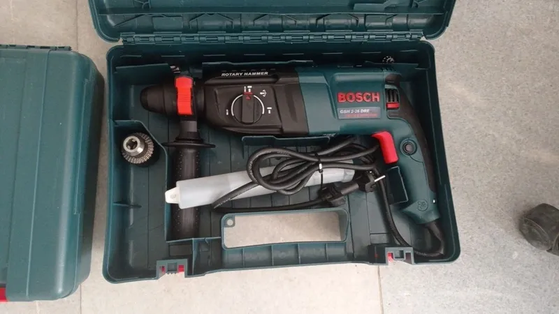 Перфоратор Bosch 2-26, perferator 2 Перфоратор Bosch 2-26, perferator 2