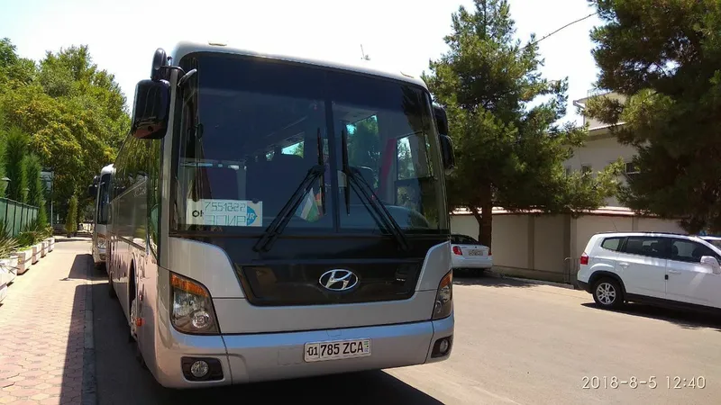 Автобус туристического класса Хундай Универсал Лакшерри 3 Автобус туристического класса Хундай Универсал Лакшерри 3