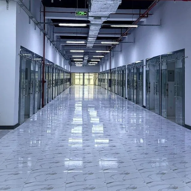 Buxara city karvon shoppingdan magaziin sotiladi 2